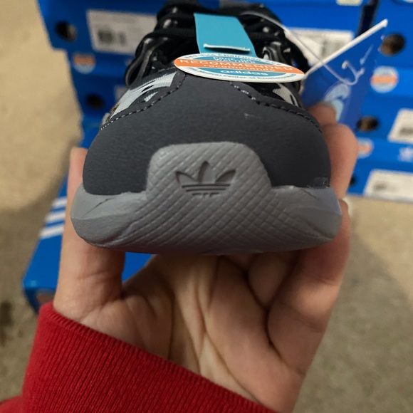 Adidas toddler running shoes very comfortable oritq - Picture 5 of 8